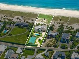 120 Dune Rd, Quogue, NY 11959