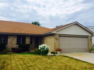 325 Raven Dr, Manteno, IL 60950