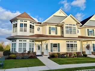 808 Egrets Lndg, Carmel, NY 10512