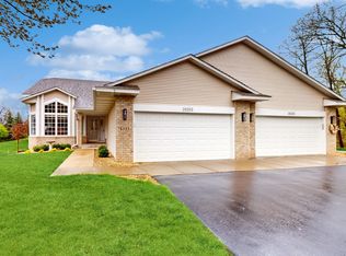 16255 38th Pl N, Plymouth, MN 55446