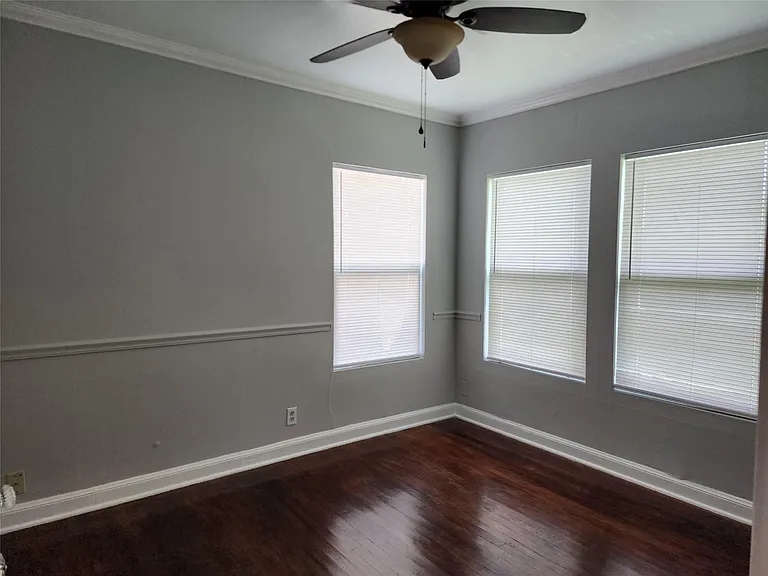 7124 Linden St — Photo 14