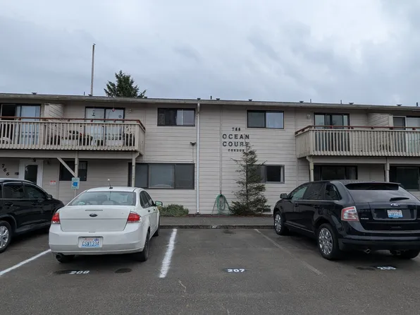 766 Ocean Ct NW Unit 105, Ocean Shores, WA 98569