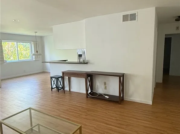4520 Natick Ave Unit 206, Sherman Oaks, CA 91403