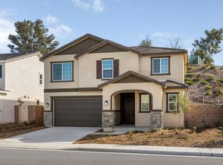 884 Porta Marina Ln, Lake Elsinore, CA 92530