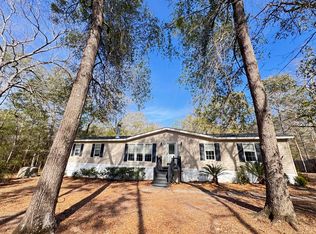 977 Macon Ln, Walterboro, SC 29488