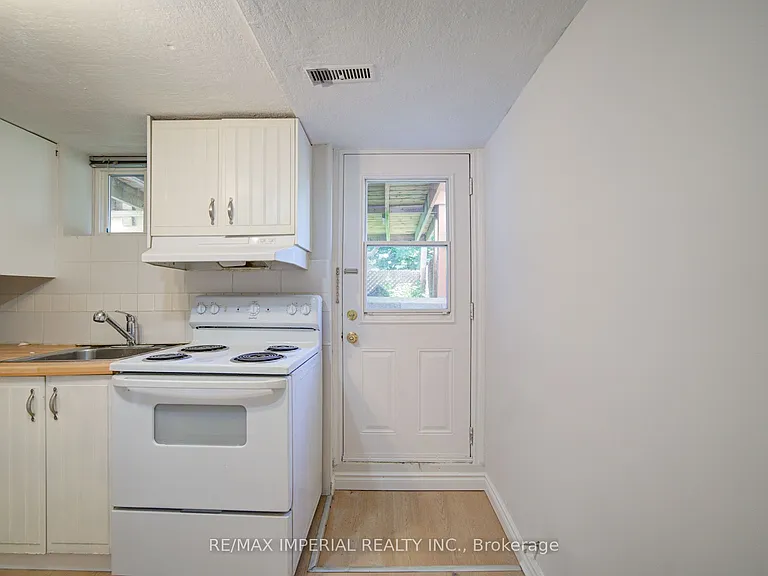 22 Miller Rd — Photo 12