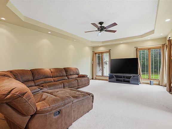 2nd image of 7012 Deer Horn Trl NE