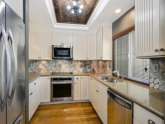 5th image of 17923 Valle De Lobo Dr
