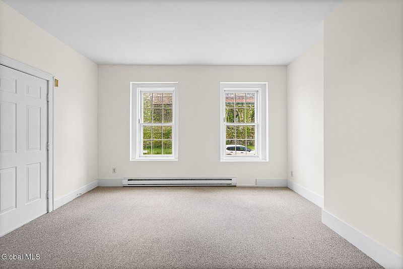 4th image of 38 Westerlo Street # 1