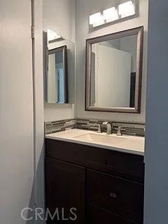 328 W 1st St #4 — Photo 9