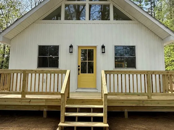 10 Glen Drive, Barnstead, NH 03225