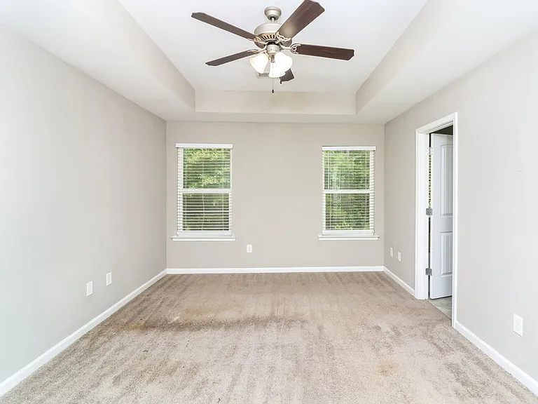 92 Moss Way — Photo 12
