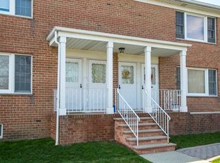 563 Grove St APT 1, Clifton, NJ 07013