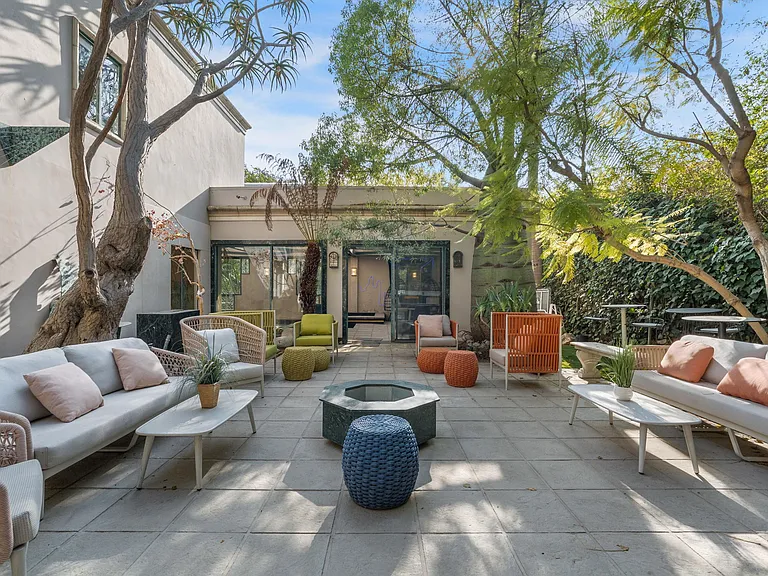 9213 Warbler Pl — Photo 75