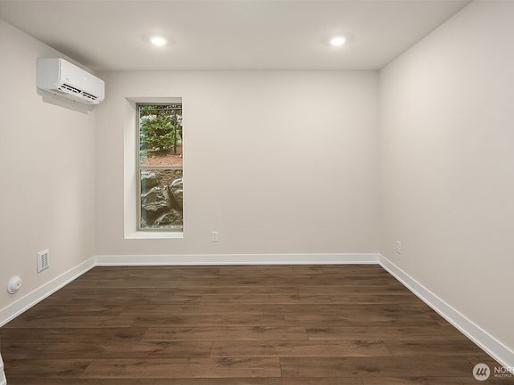 5th image of 26582 NE 143rd Street #01