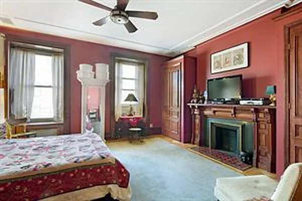 Sold by Douglas Elliman | media 23