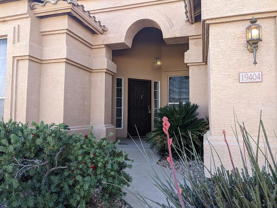 1st image of 19404 N 115th Dr