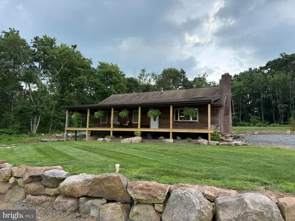 1309 Chestnut Hill Rd, Morgantown, PA 19543