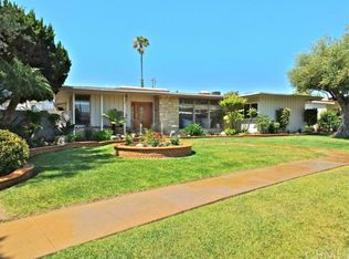 1052 E La Dera Dr, Long Beach, CA 90807