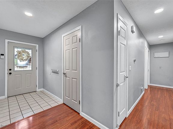 5th image of 7727 Andrea Dr