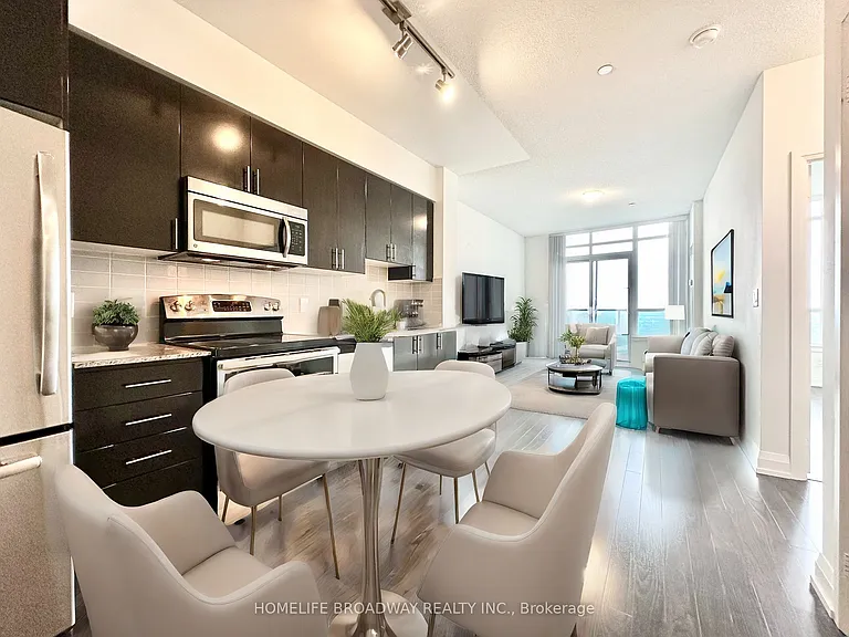 7161 Yonge St #2833 — Photo 21