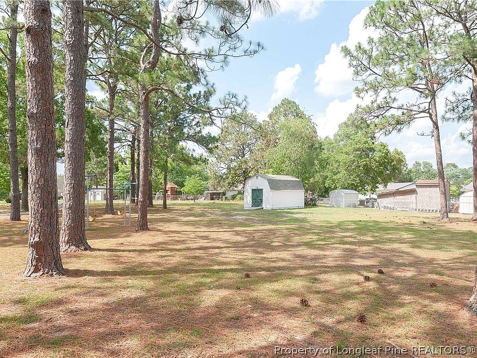 5910 Fairway Dr, Hope Mills, NC 28348 Zillow