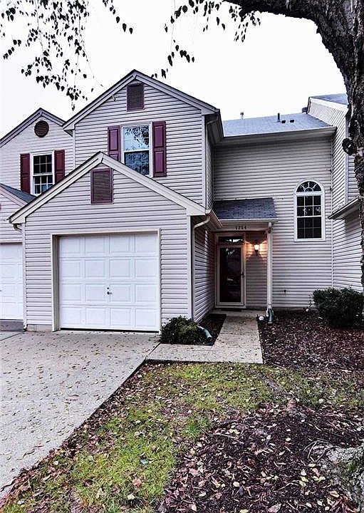 1st image of 1254 Lake Dr