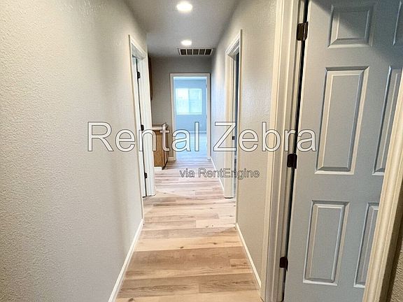 2nd image of 1386 Dynes St