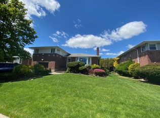 77 Bud Ln, Levittown, NY 11756