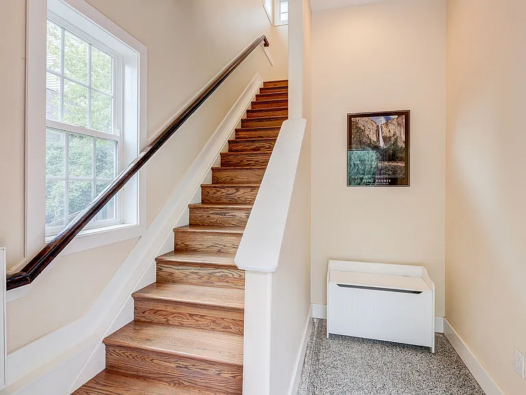 3180 N Fulton St — Photo 9