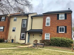 20 Conway Cove Dr, Chesterfield, MO