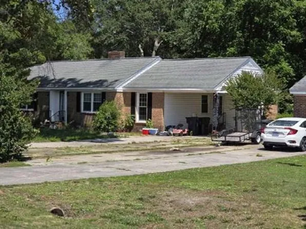 504 S Oak Forest Rd, Goldsboro, NC 27534