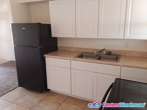 5th image of 715 E Mobile Ln APT 1