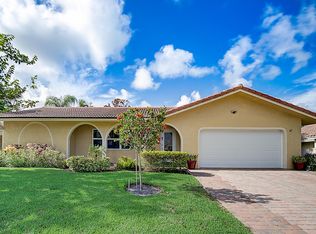 2390 NW 31st St, Boca Raton, FL 33431