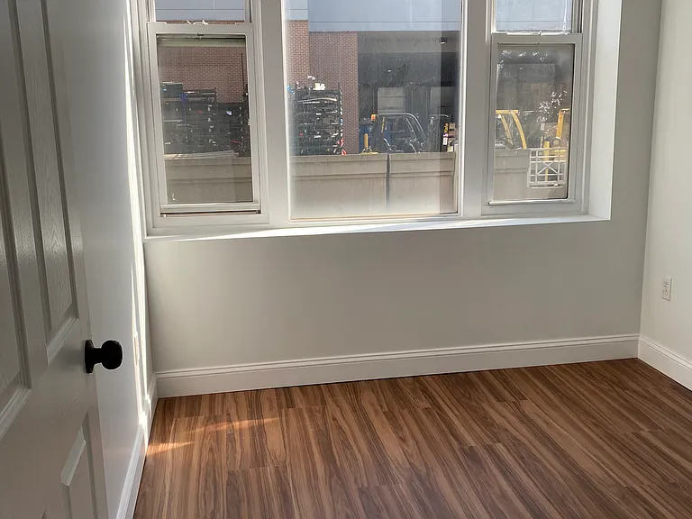 1231 Race St #3B — Photo 4