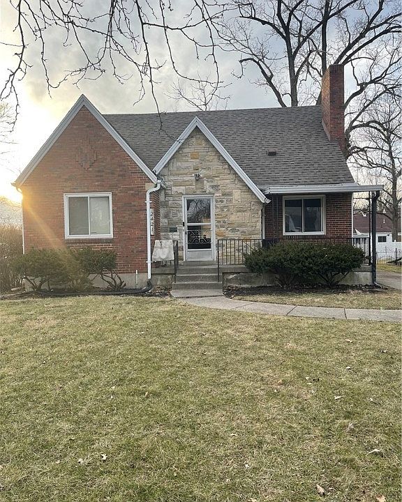 1st image of 2421 Elsmere Ave
