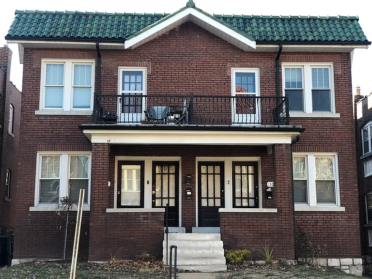 1025 Art Hill Pl #2 — Photo 1