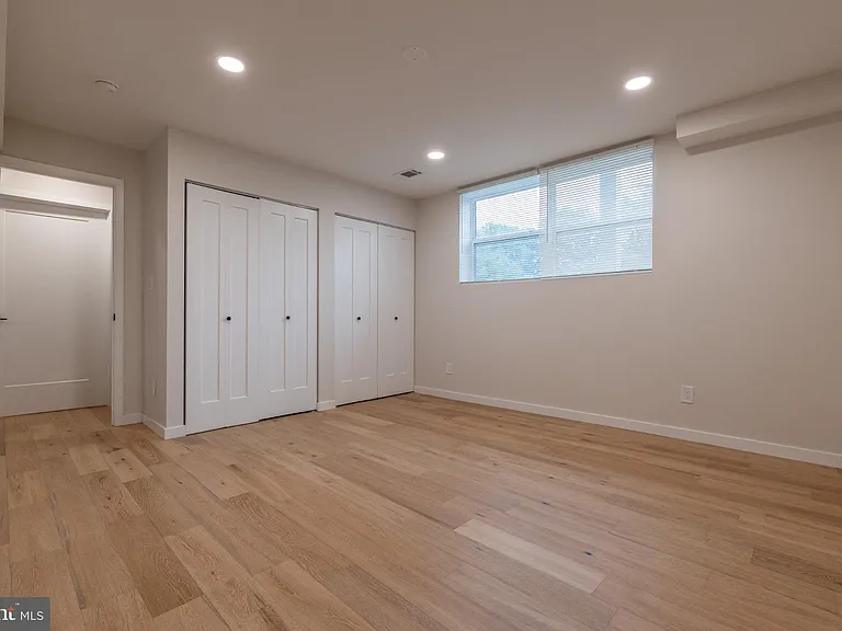 8321 Raymond Ln — Photo 28