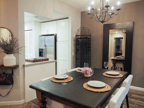 2nd image of 23928 Arroyo Park Dr Unit 114