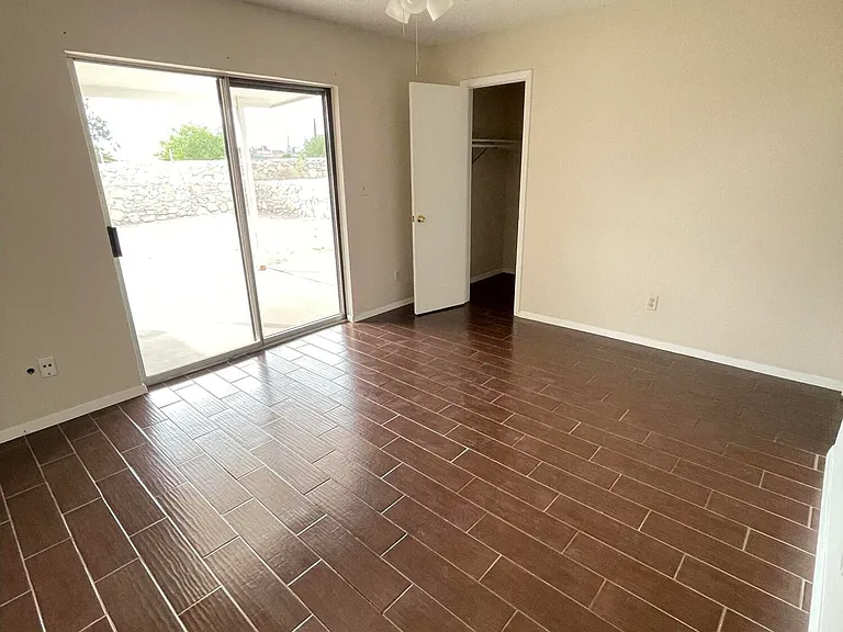 2821 Beachcomber Dr #B — Photo 8