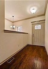 3rd image of 25 Halifax Ln