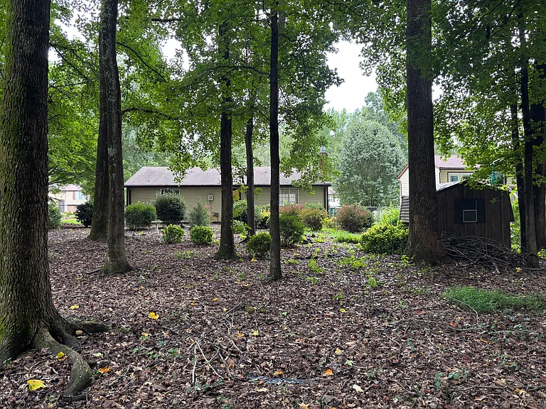 8200 Mahogany Dr — Photo 9