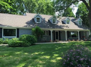 1201 Lake Shore Dr, Beaver Dam, WI 53916