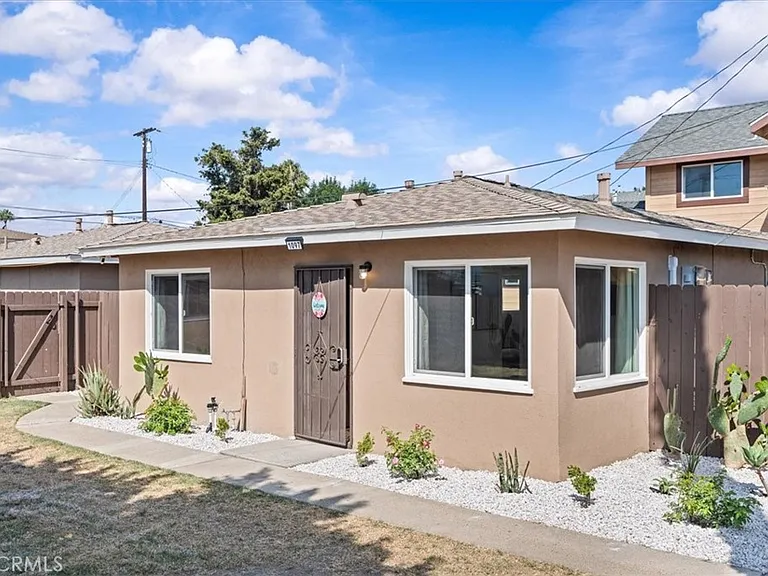 1097 Bonita St — Photo 26