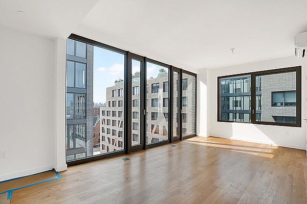 1st image of 54 Noll St #8752