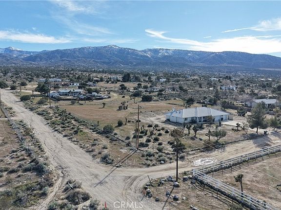 2nd image of 1111 Wintergreen Rd