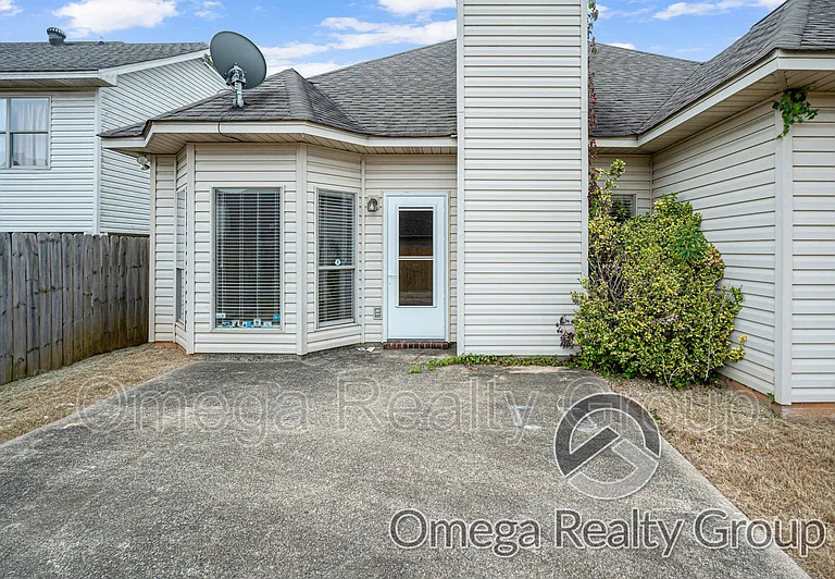 2161 Parsons Dr — Photo 40