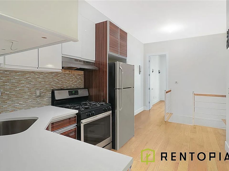 1st image of 277 Menahan St #1S