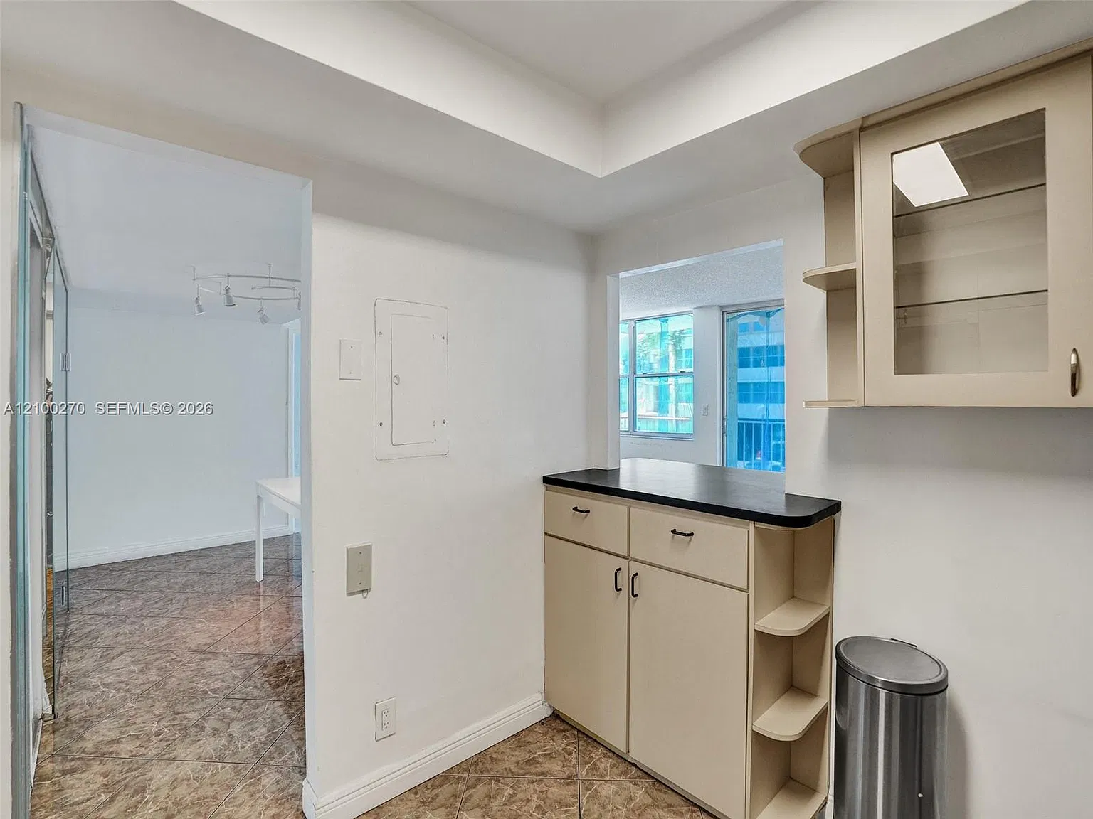 Reef South Condo — Photo 3