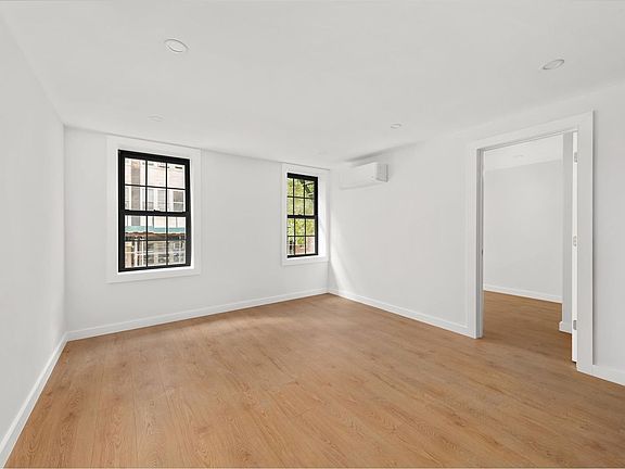 3rd image of 227 E 21st St #2F